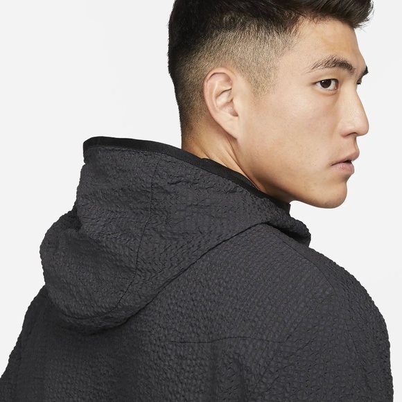 Nike Tech Essentials Lined Woven Full-Zip Hooded Jacket DQ4322-070 (Black) - Picture 2 of 8